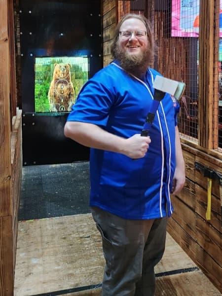 Axe Throwing Photo 5