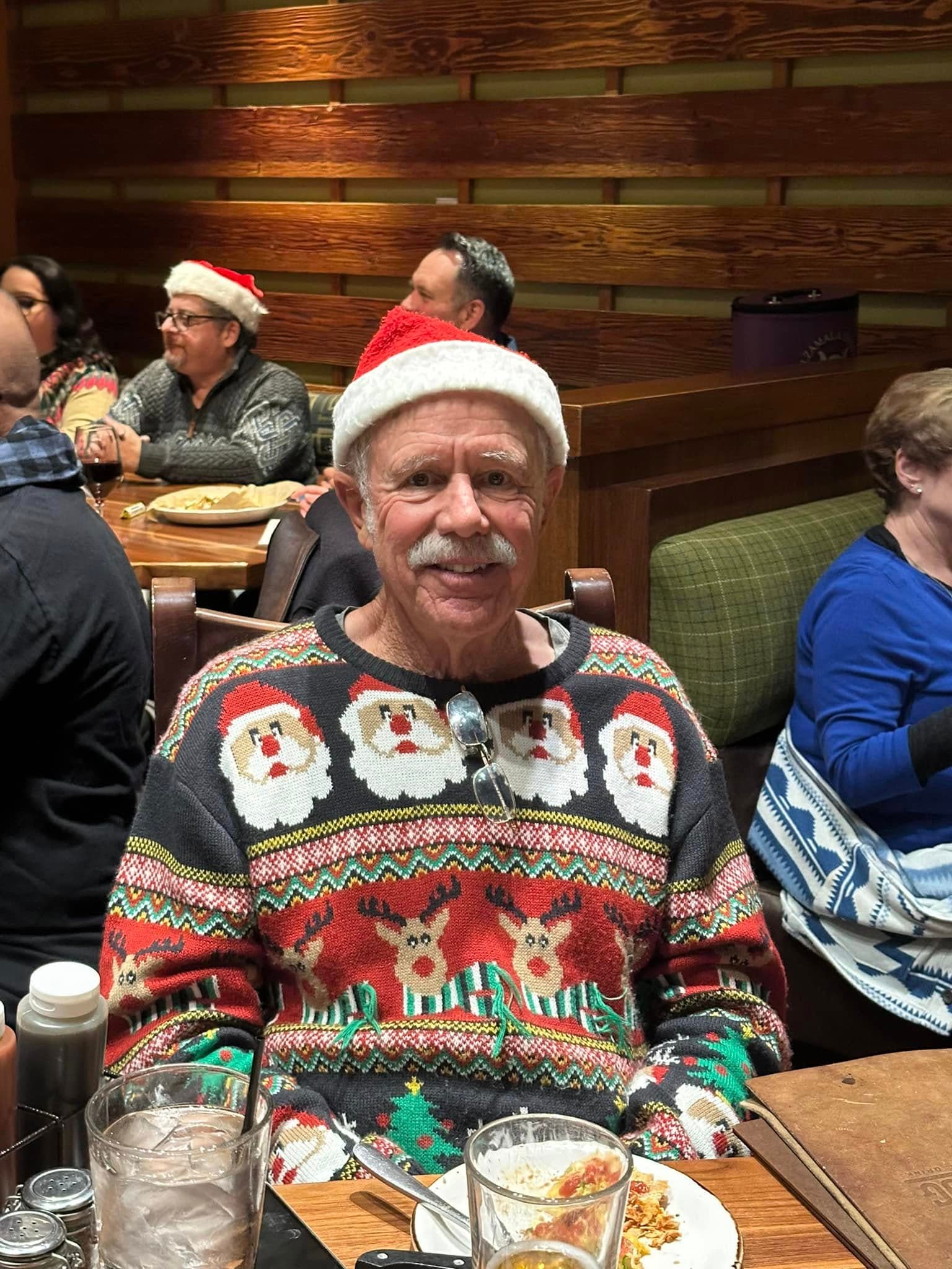 Christmas Dinner at Lazy Dog Photo 11